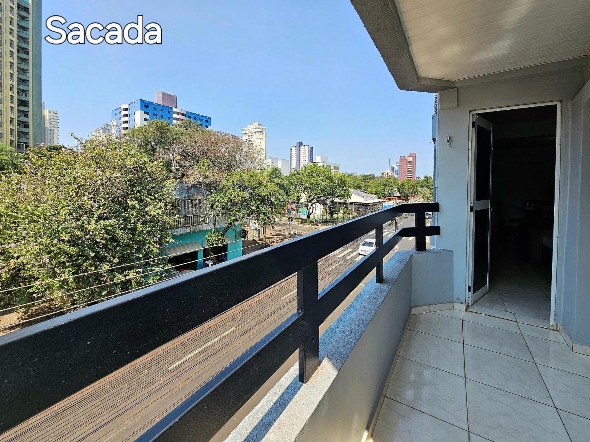 Centro 2 Quartos 2 Banheiros Com Garagem *